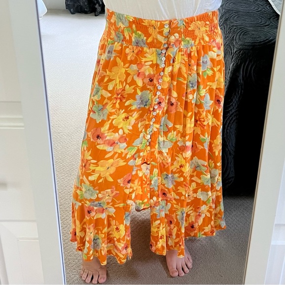 Gauzy Floral High Low Hem Maxi Skirt - Picture 1 of 10